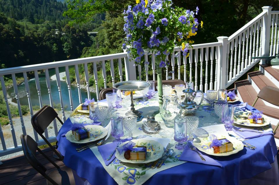 Enjoy dining with views of Trinity River!